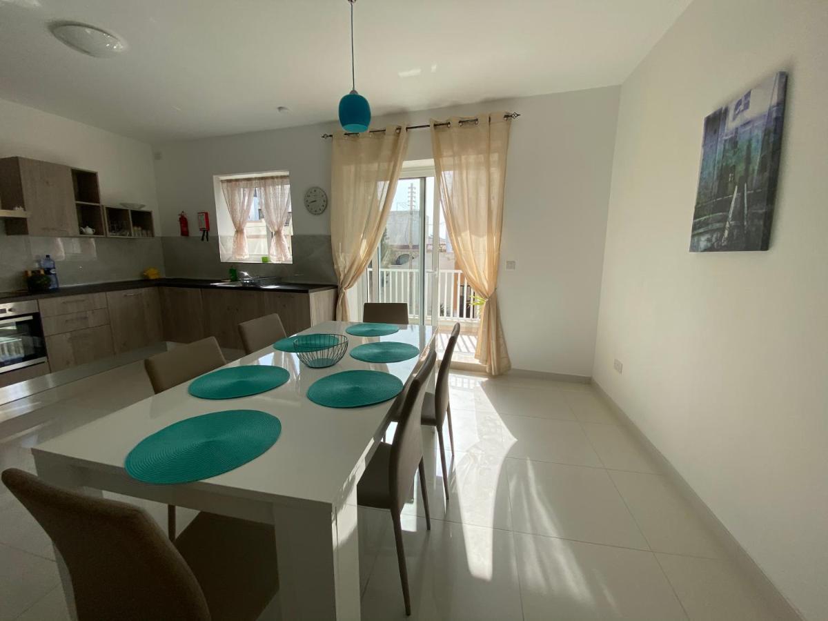 Sunshine Apartments Mellieha - Modern Three Bedroom Apartment - Apt No 2 Dış mekan fotoğraf